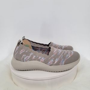 SKECHERS RELAXED FIT WOMENS